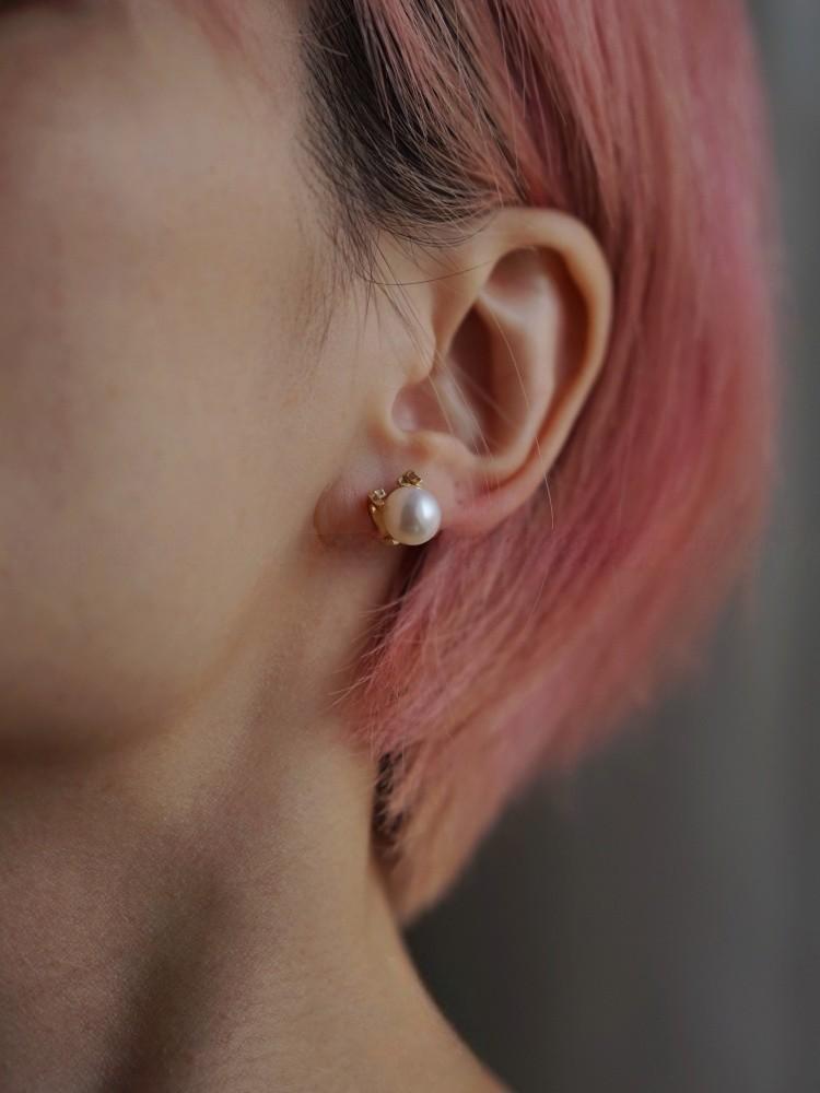 Freshwater Pearl Bull Head Stud Earrings