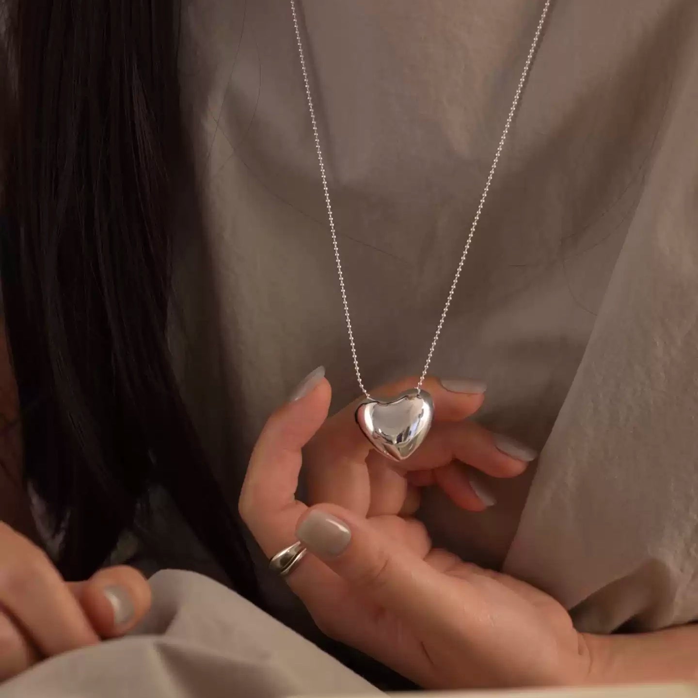 Hollwing Heart Pendant Necklace