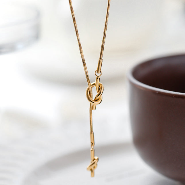 Knot Hypoallergenic Lariat Necklace