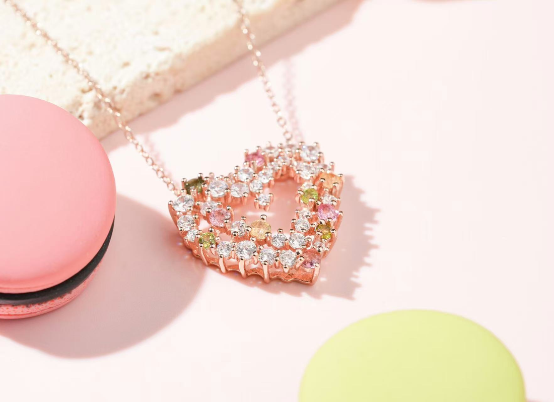 The Emotional Spectrum: How Color Psychology Guides Jewelry Selection