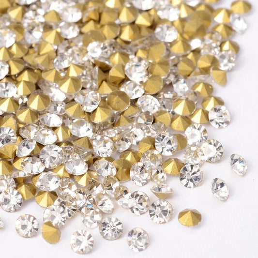 What Is Silver Foiling in Crystal Jewelry?