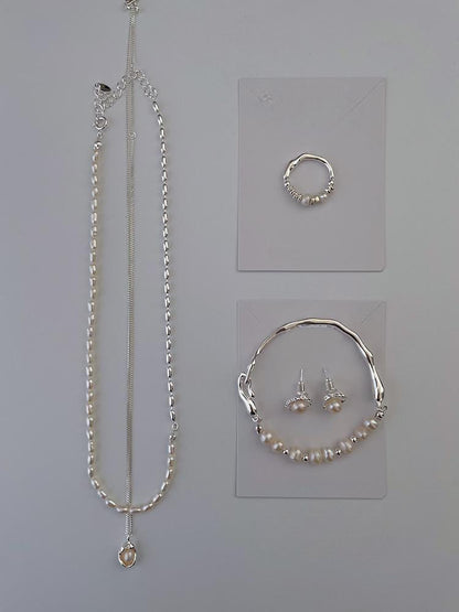 Olive Bead and Freshwater Pearl Necklace