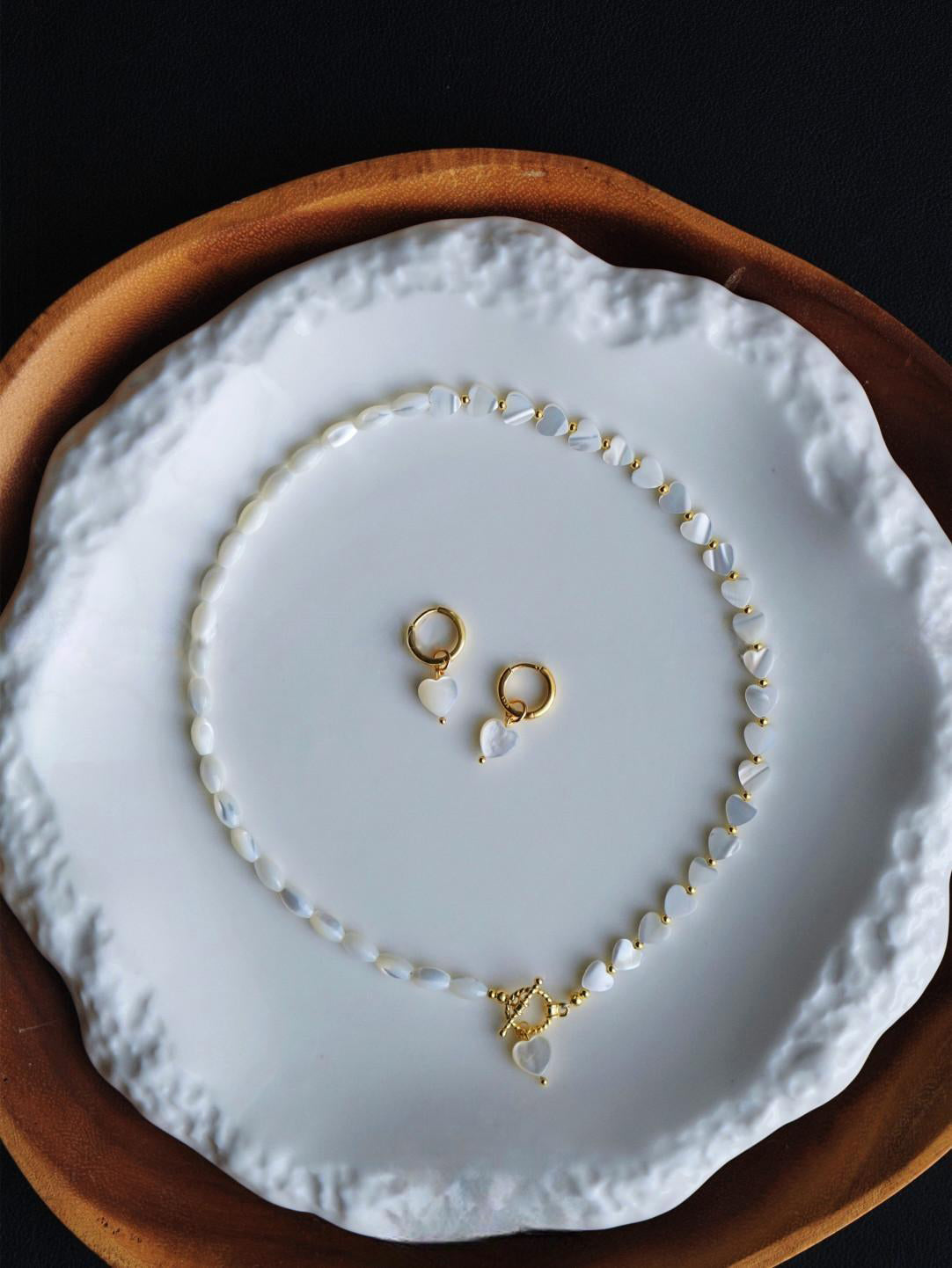 Natural Mother-of-Pearl Seed Bead Heart Pendant Necklace