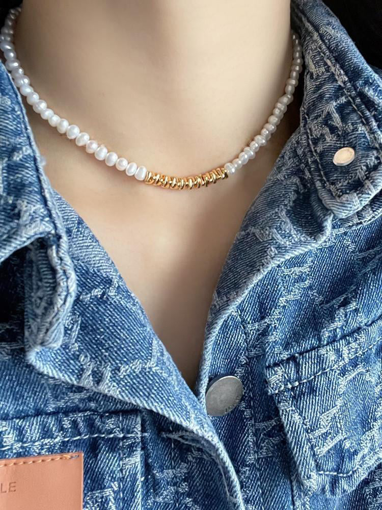 Fragmented Silver Freshwater Pearl Necklace