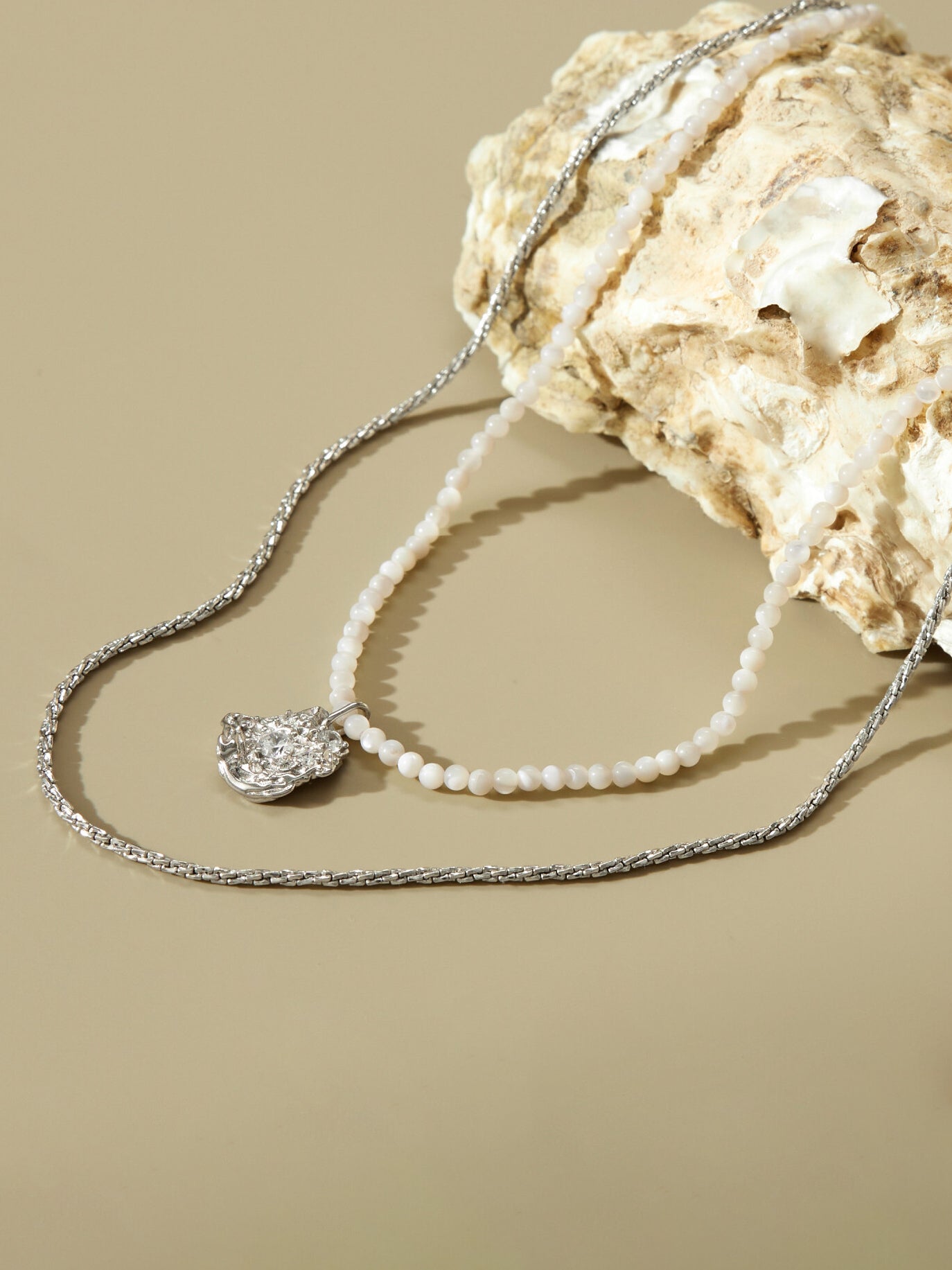 Flower Core Dual-Layer Necklace