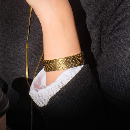 Textured Woven Pattern Bangle
