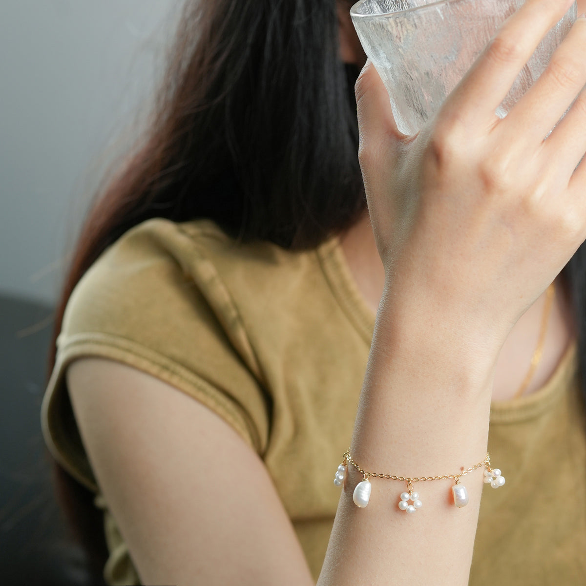 Baroque Pearls & Pearl Clusters Bracelet