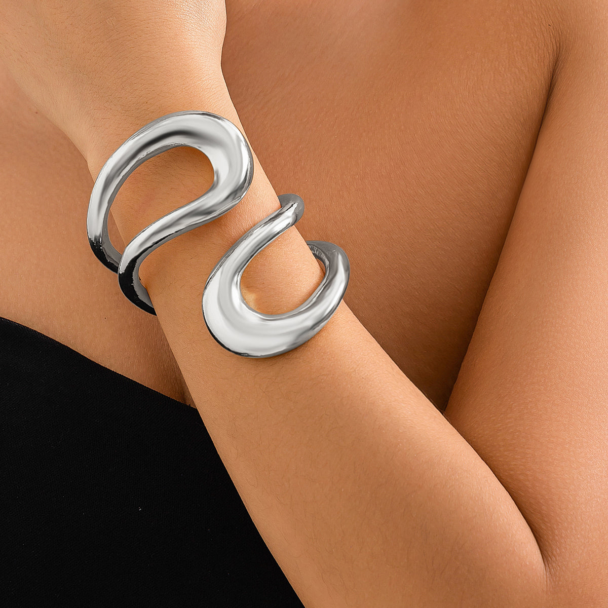 Fluid Curve Cuff Bracelet