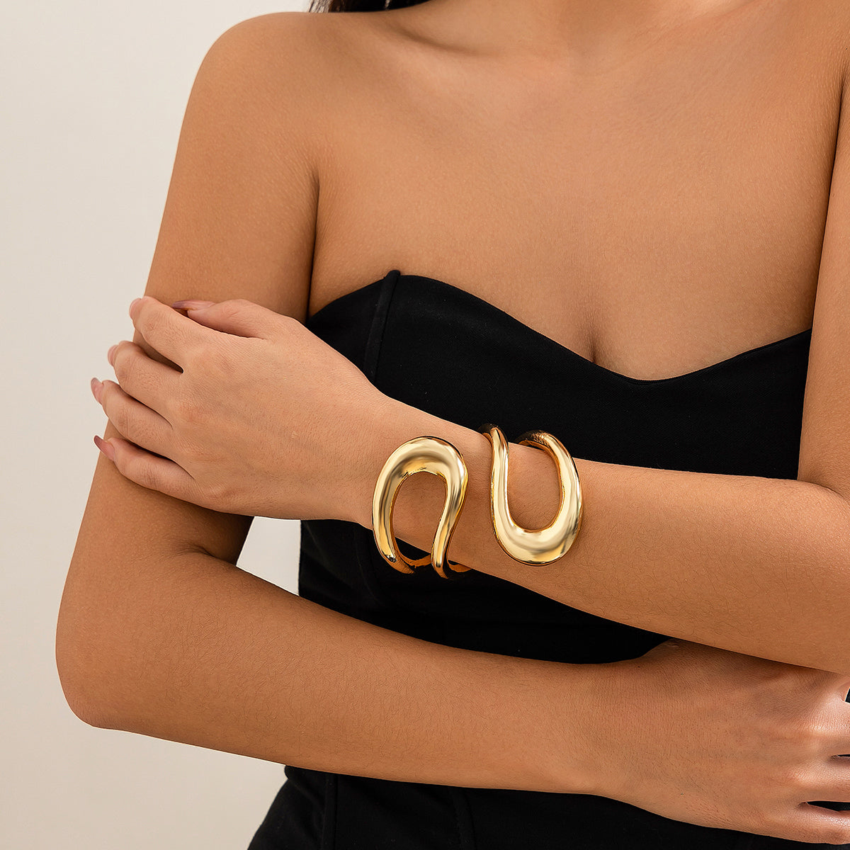 Fluid Curve Cuff Bracelet