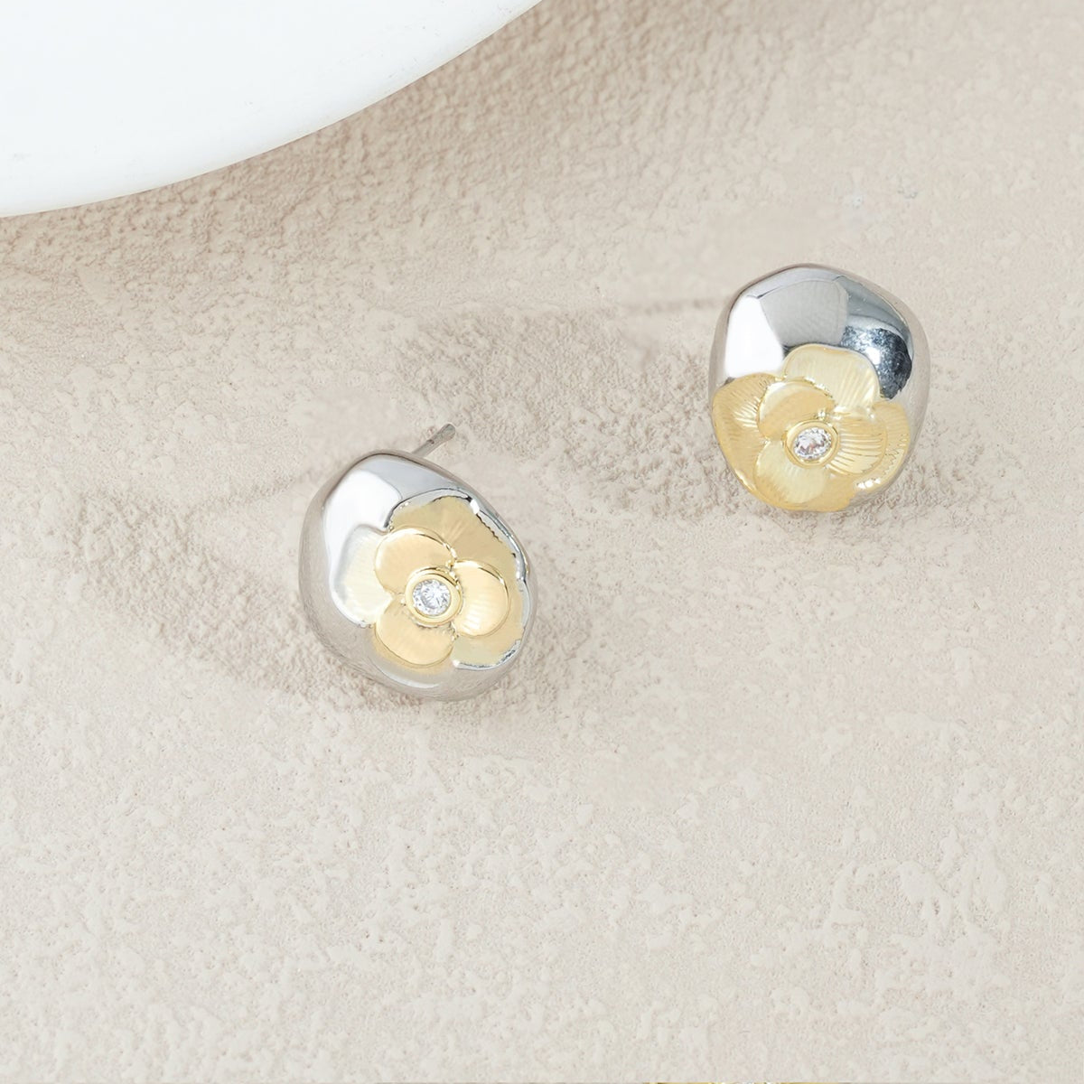 Shine Flower Golden Plated Zirconia Earrings