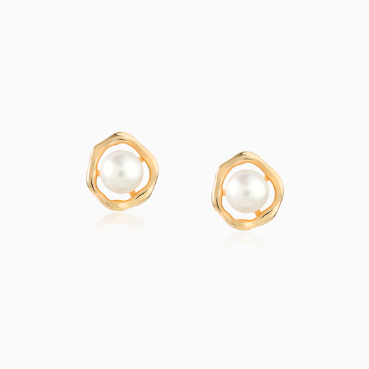 9.5mm Pearl Gold Plated Earrings