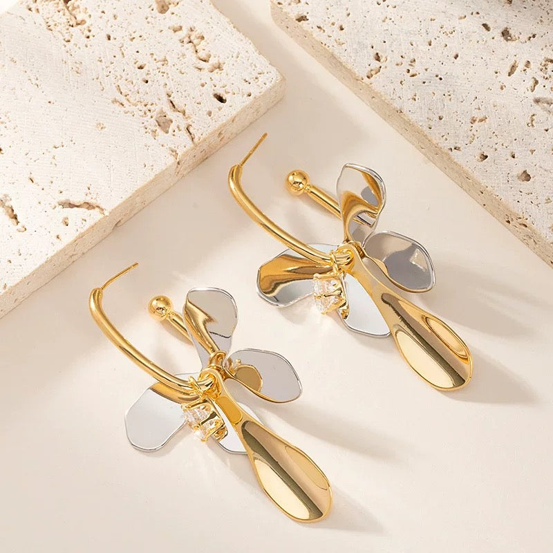 Two-Tone Petal Bloom Earrings