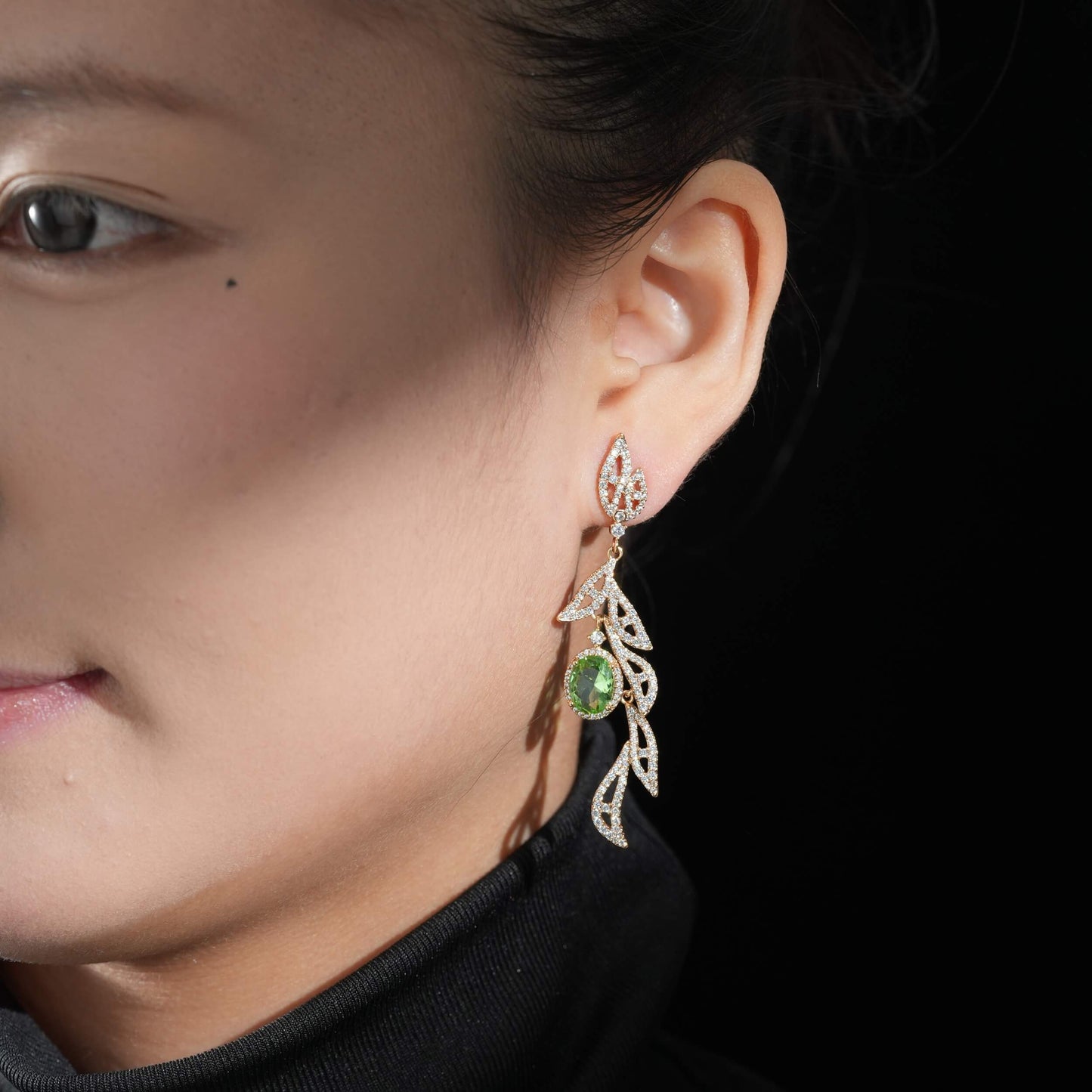 Emerald Leaf Flow Earrings