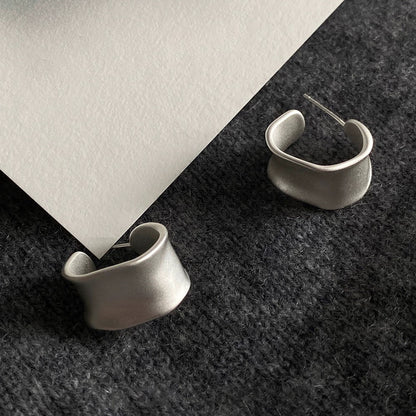 Modern Wave Curve Hoop Earrings