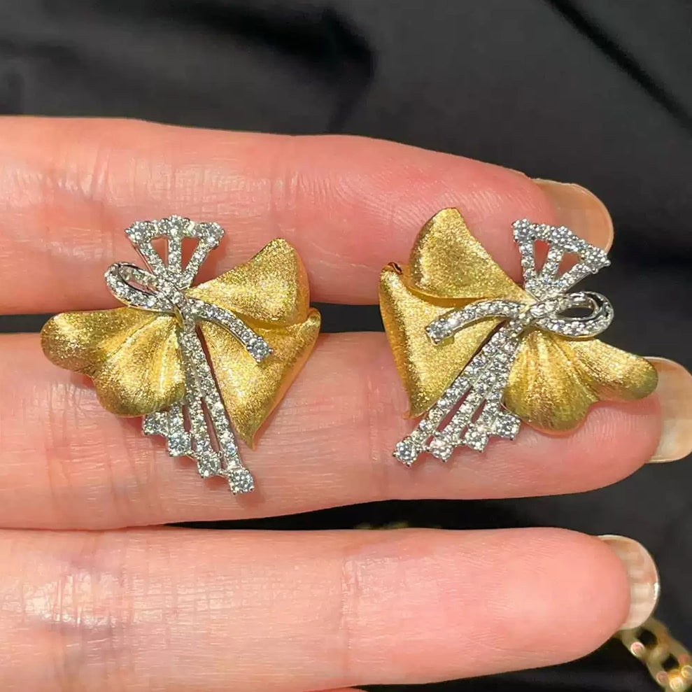 Bow Spark Grace Earrings