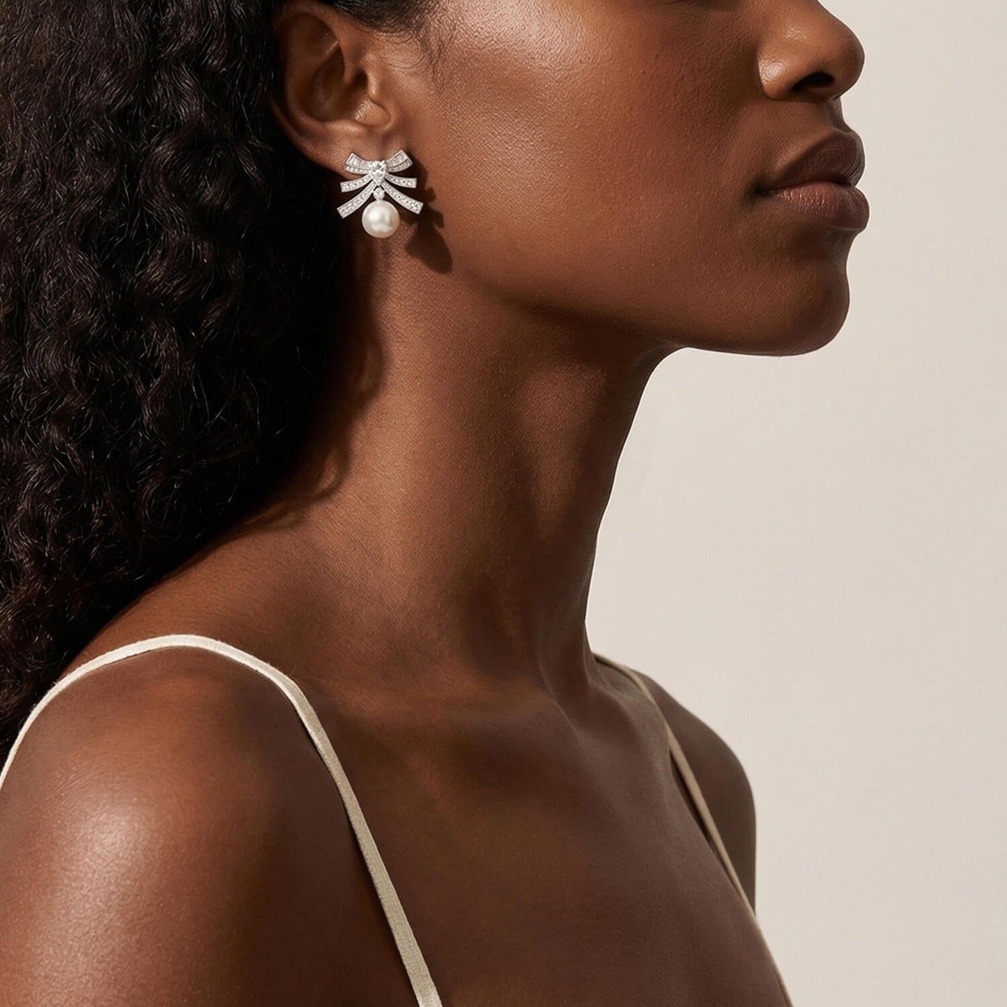 Grand Bow Pearl Earrings