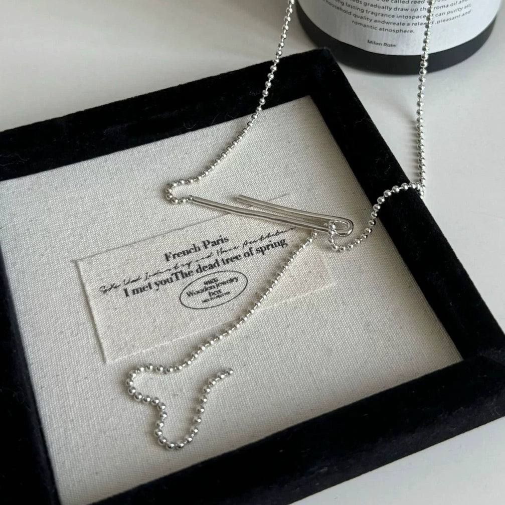 Linear Bar Lariat Necklace