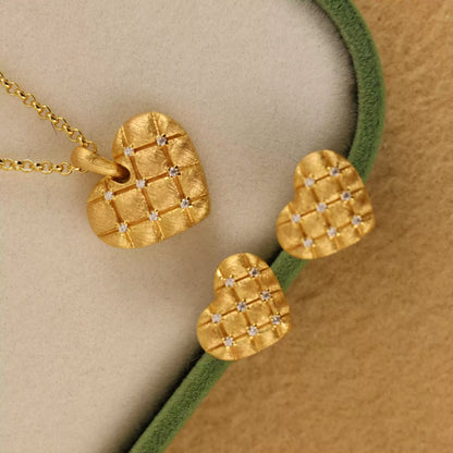 Quilted Heart Sparkle Necklace