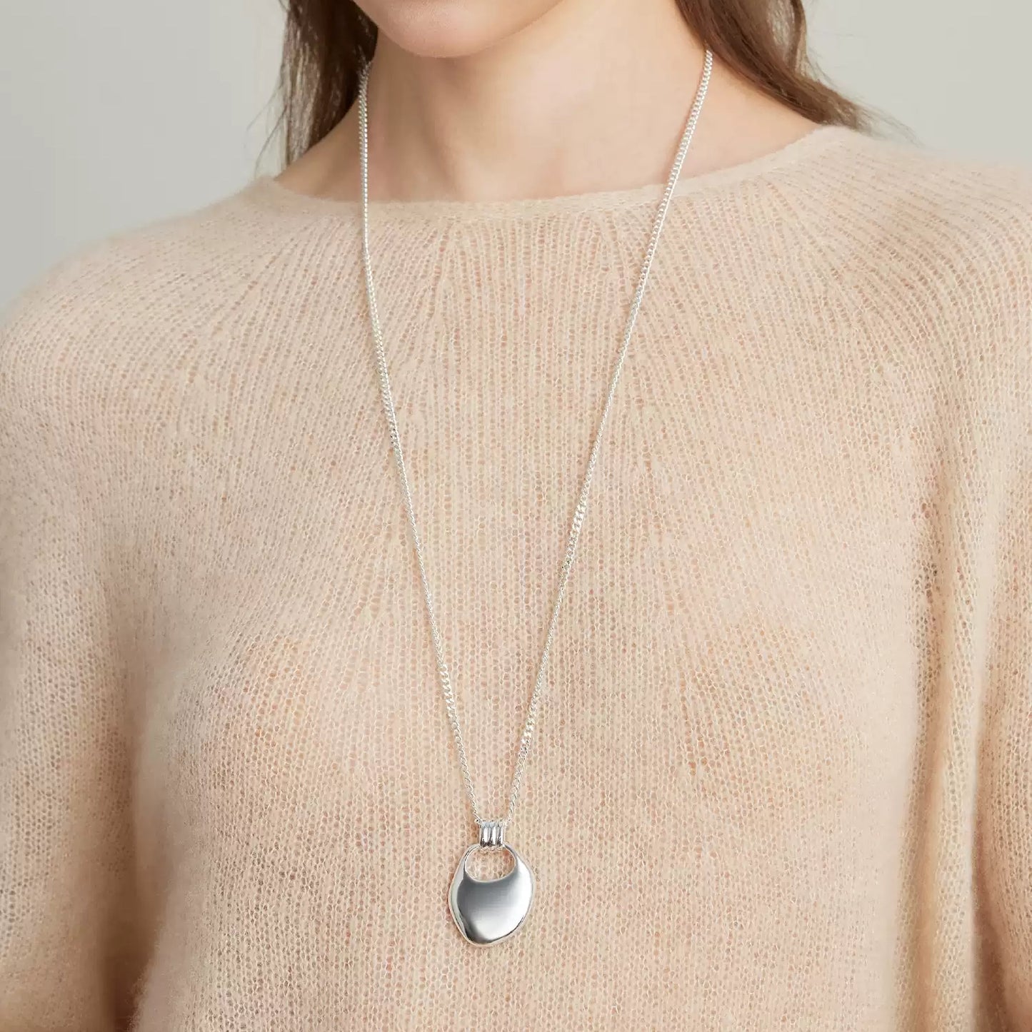 Minimalist Fluid Pendant Necklace