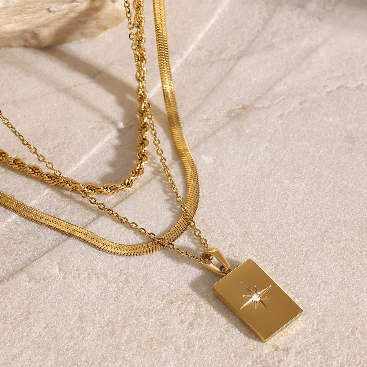 Starlit Layered Chain Set