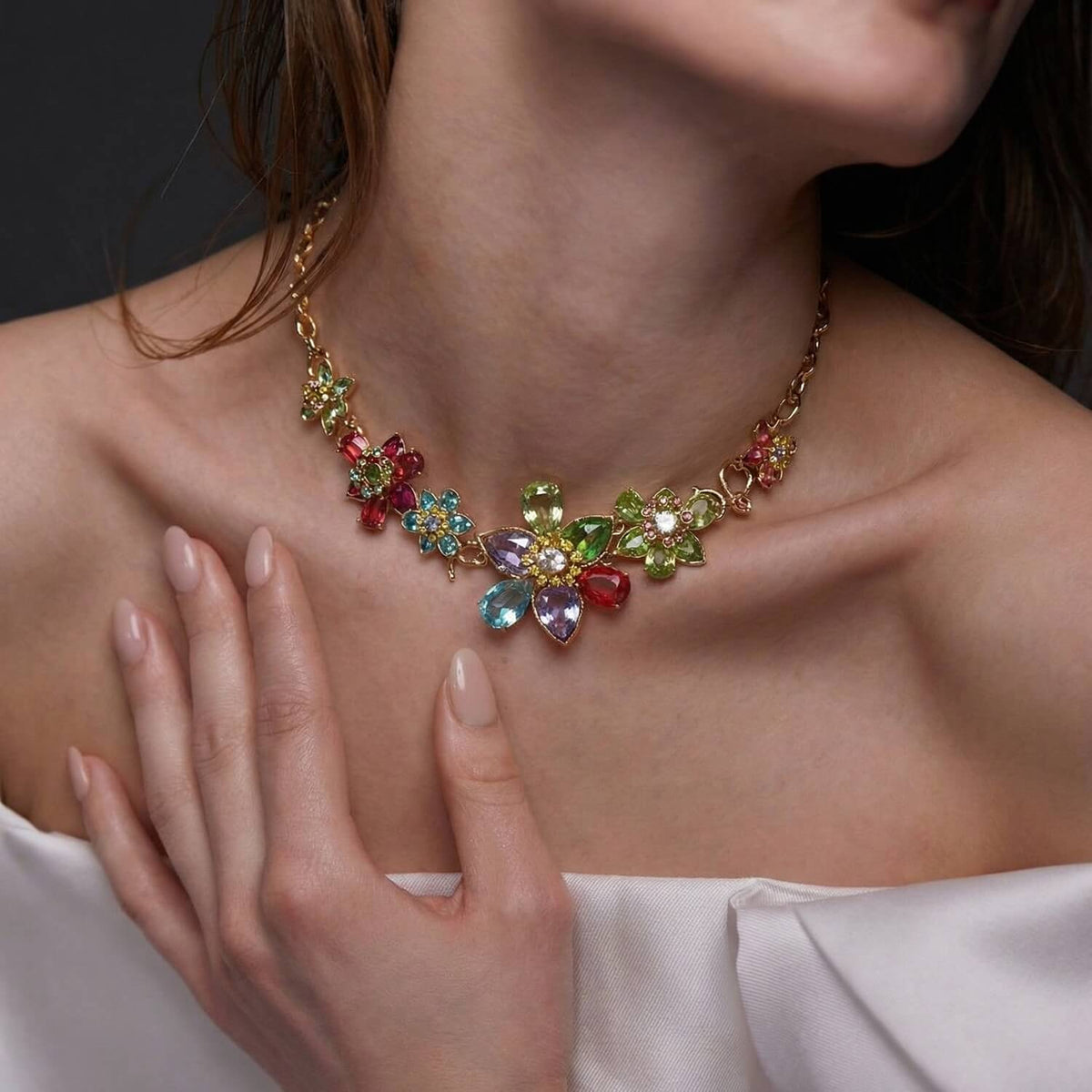 Bloom Accent Chain Necklace