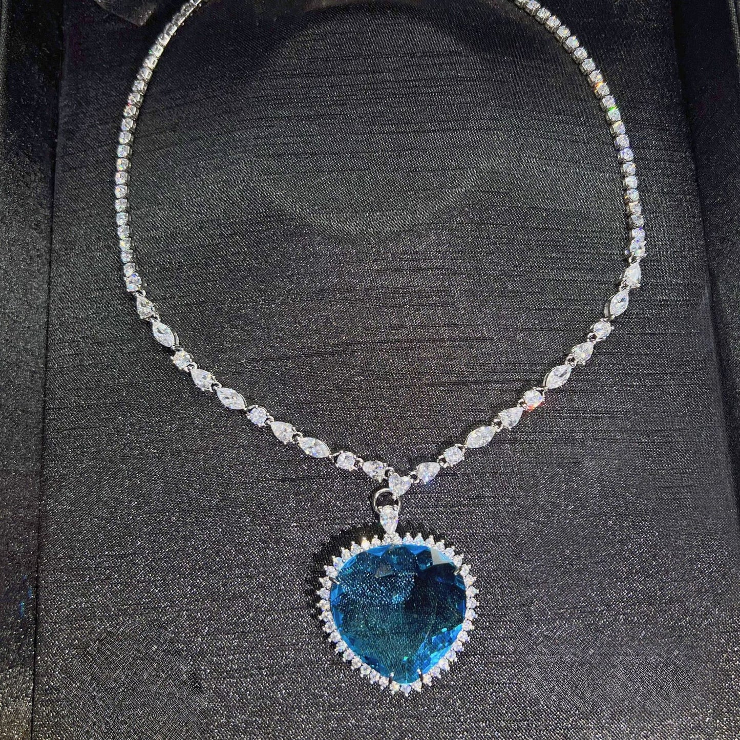 Blue Tide Royal Necklace