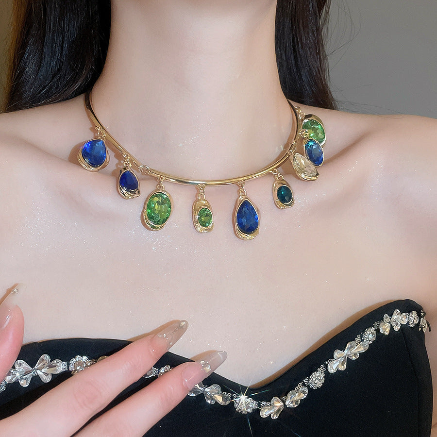 Teardrop Charm Choker