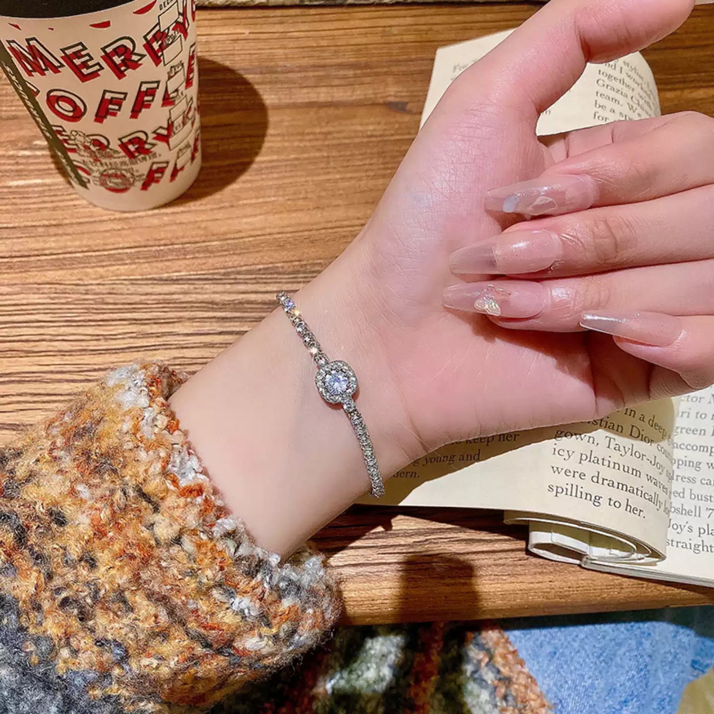 Dainty Shine Halo Bracelet