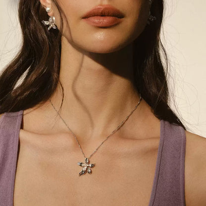 Minimal Blossom Necklace