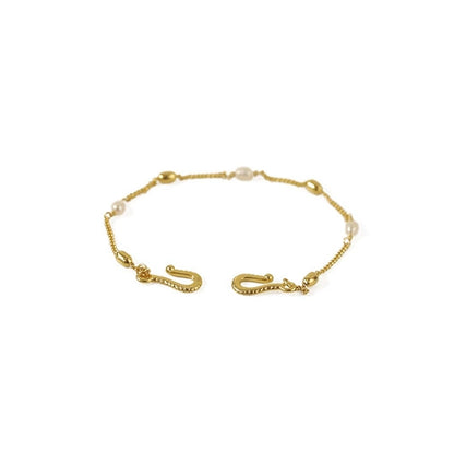 Elegant Gold Plated Hook Clasp Pearls Bracelet