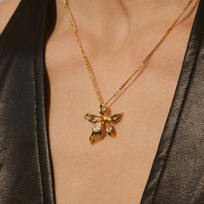 Minimal Blossom Necklace
