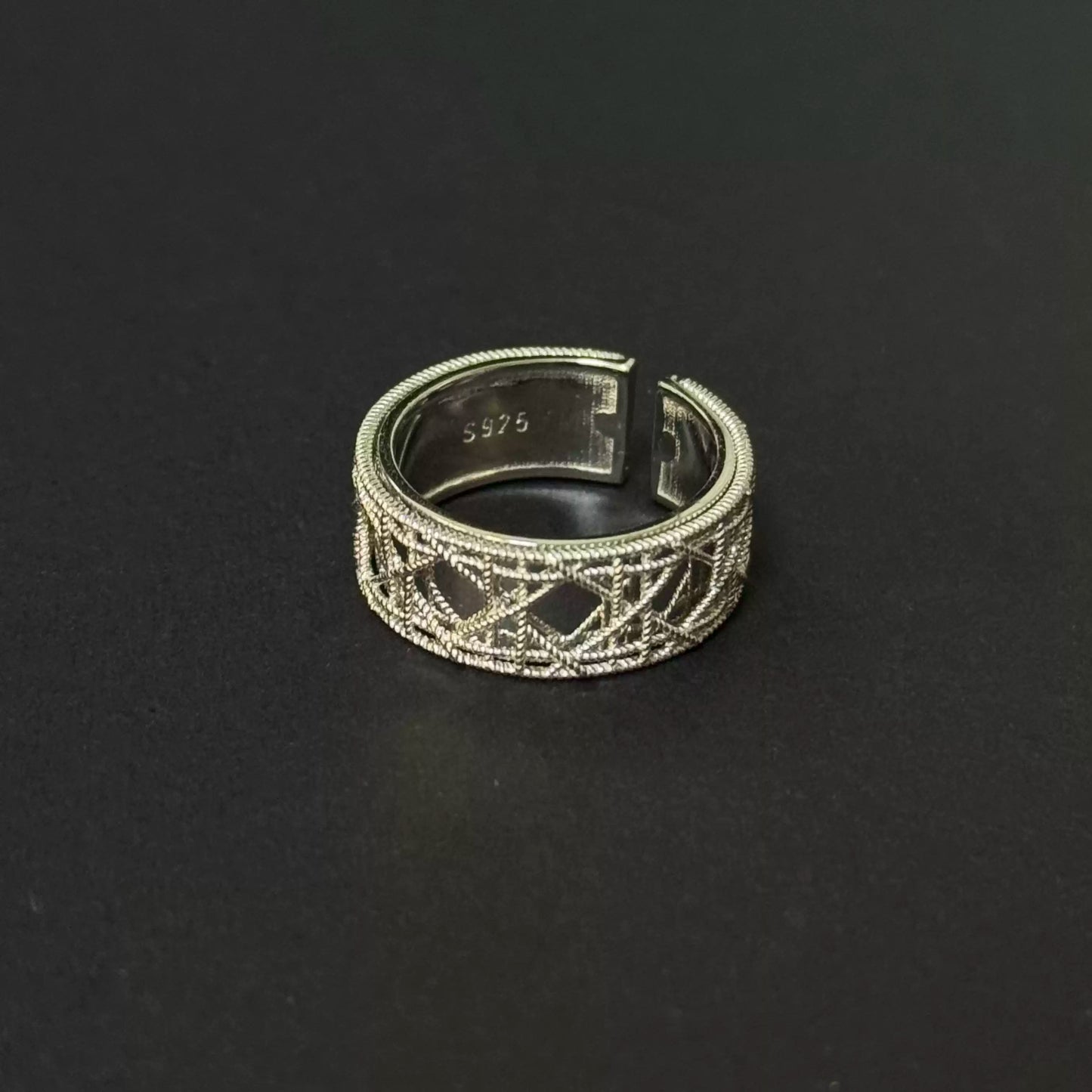 Vintage Lattice Silver Ring