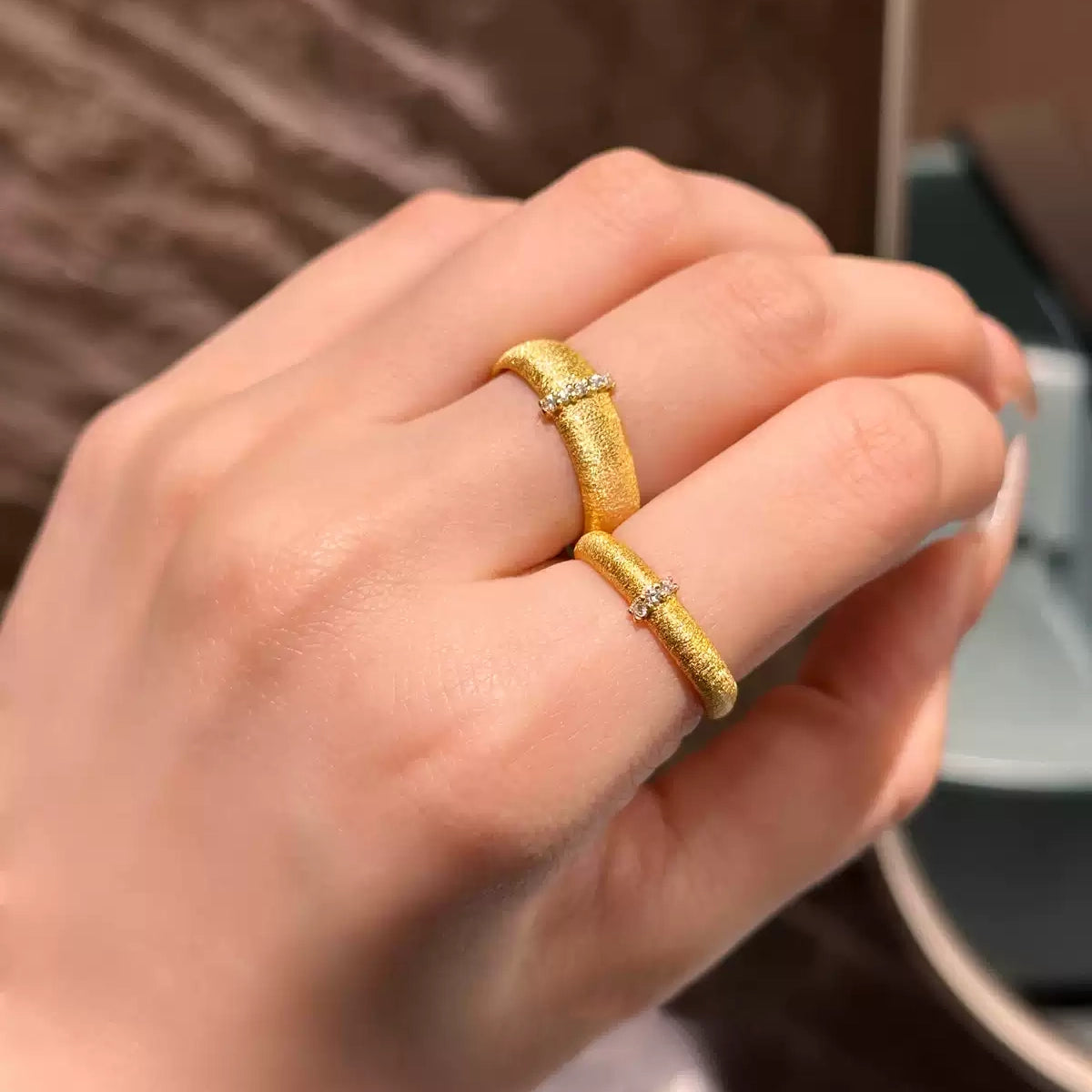 Brushed Glow Line Ring