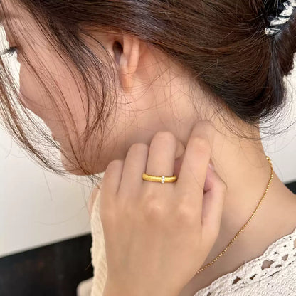 Brushed Glow Line Ring