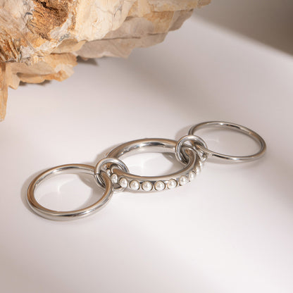 Triple Interlock Pearls Ring