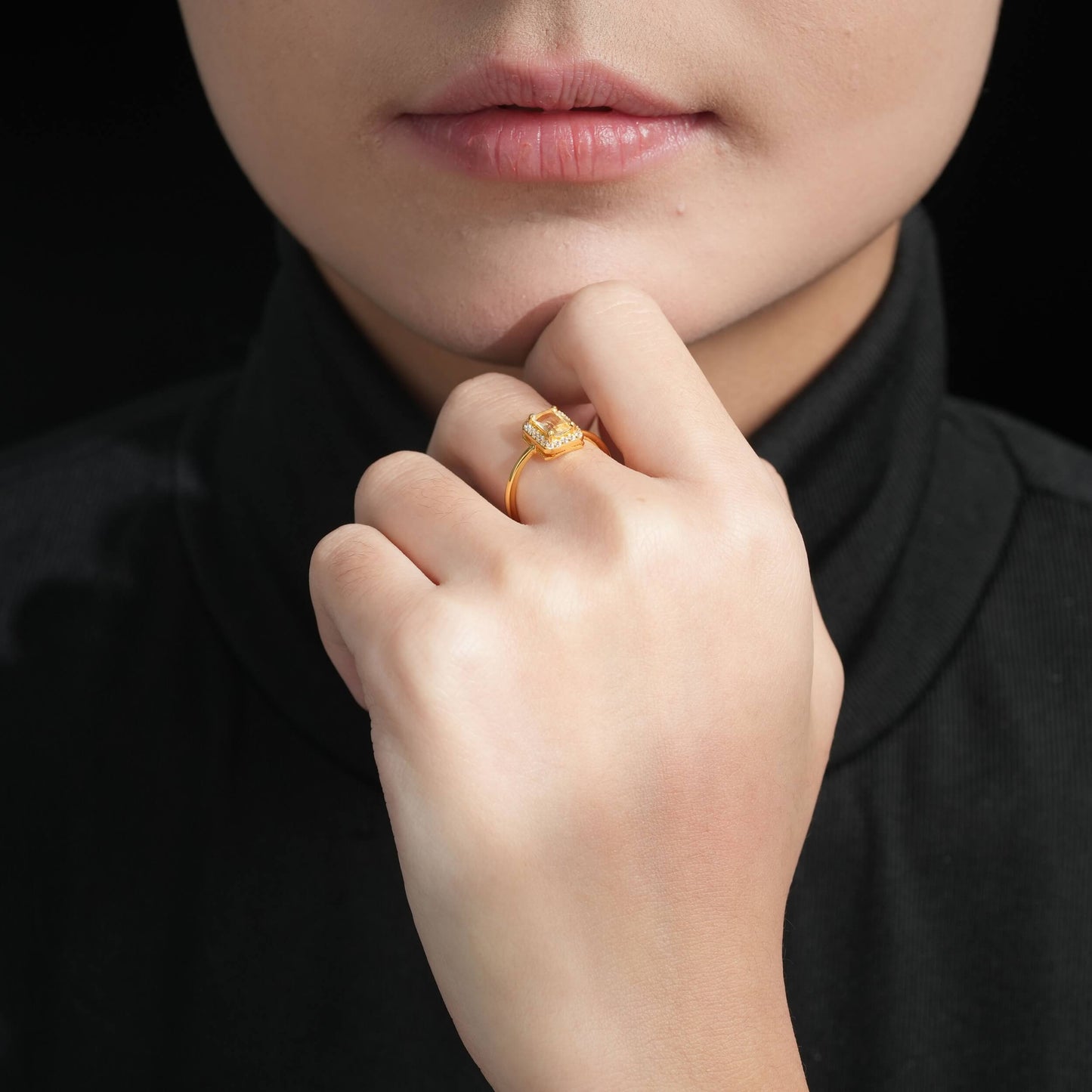 Radiant Halo Rectangle Ring