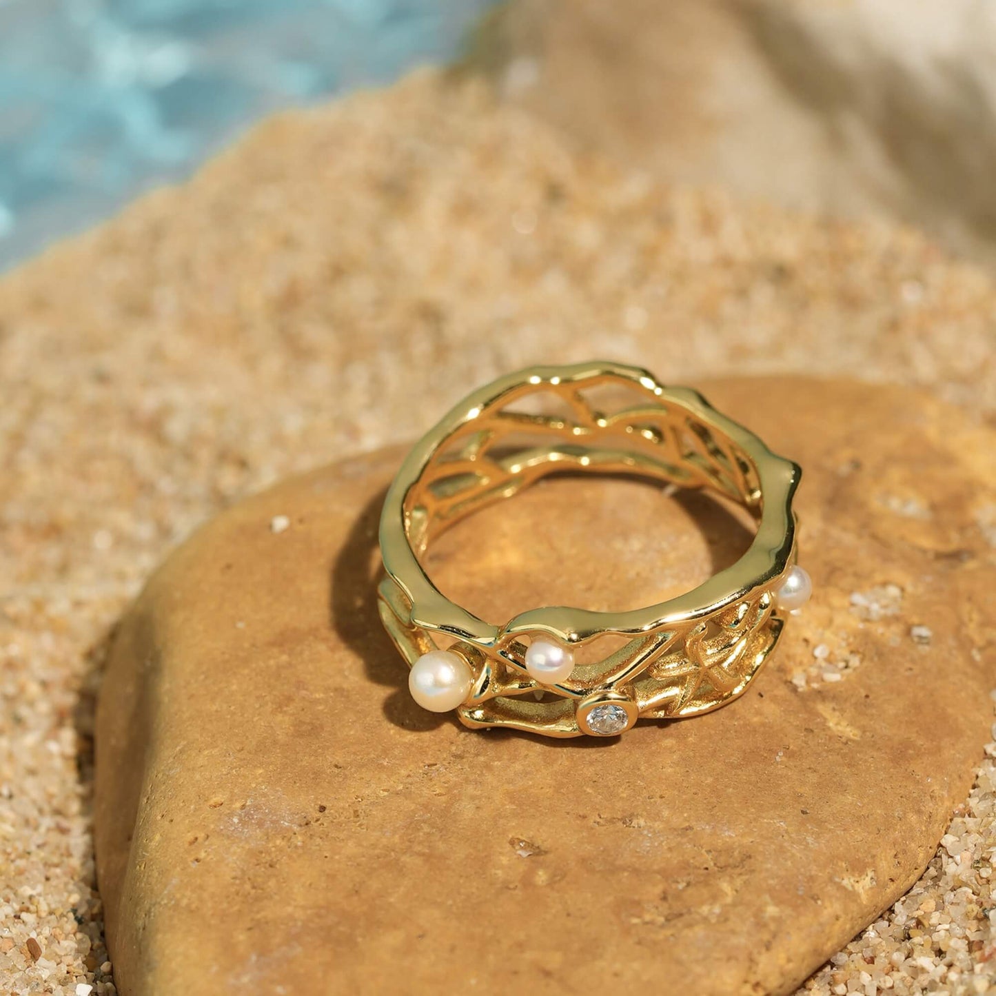 Hollowing Coral Ring