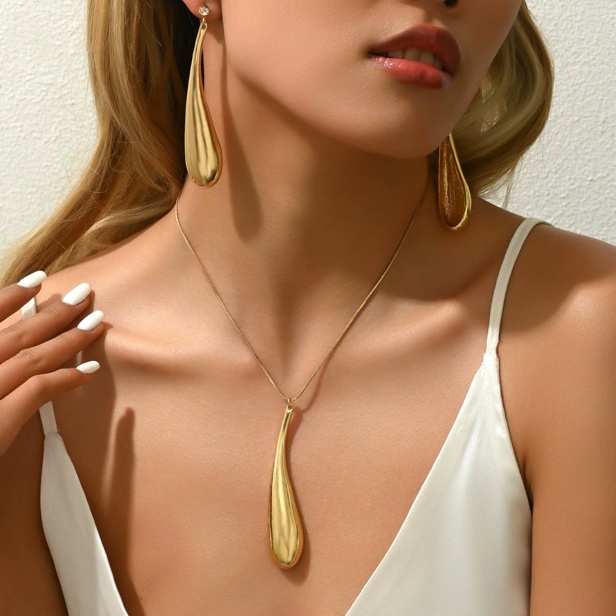 Liquid Grace Jewelry Set