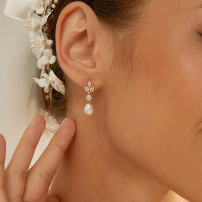 Dainty Shine Earrings & Necklace Sets