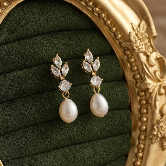 Dainty Shine Earrings & Necklace Sets