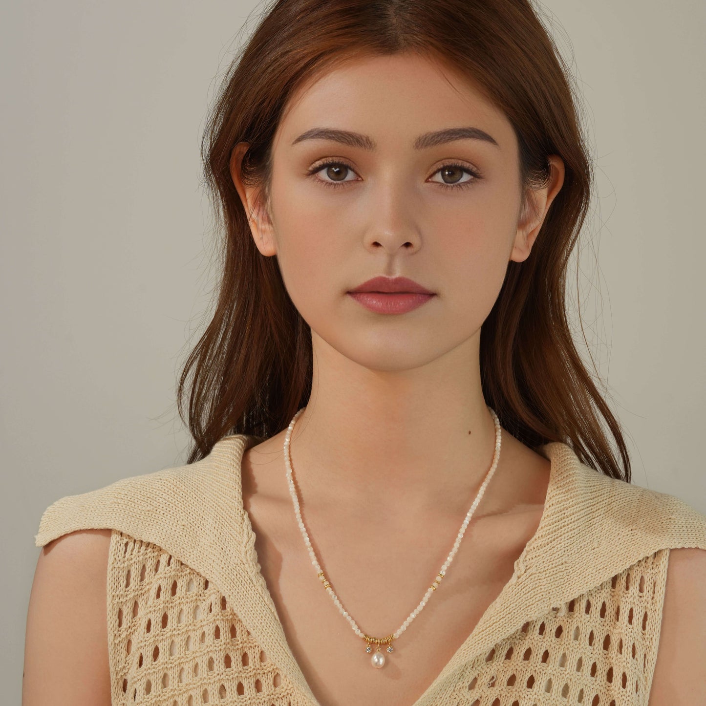Chic Baroque Pearl Necklace