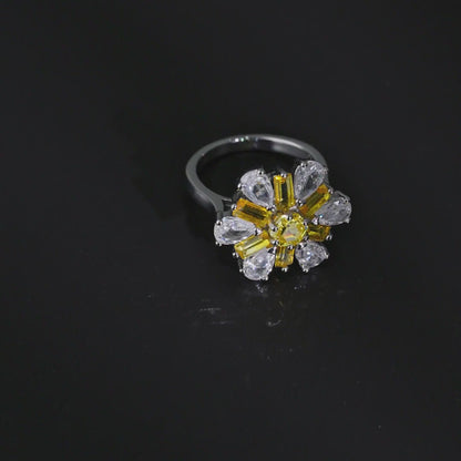 Daisy Bloom Ring