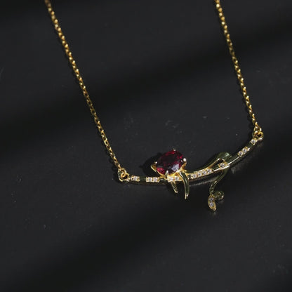 Car Curve Garnet Necklace